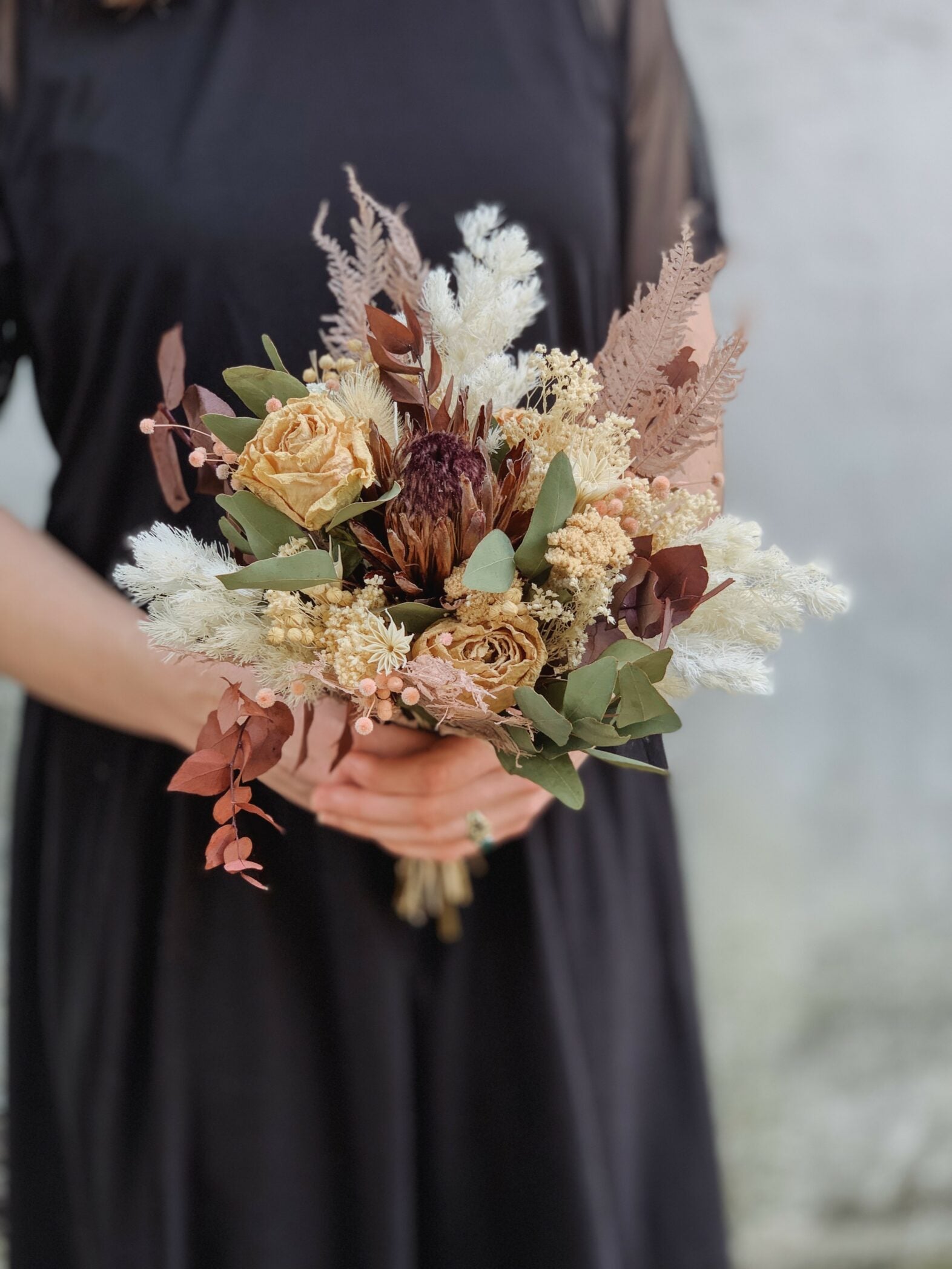 Bouquet de mariée fleurs séchées - Fleuriste Abaca