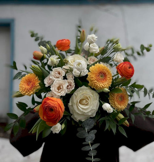 Fleurs par Juliette - Rosette, lisianthus, mini gerbera. - Fleuriste Abaca