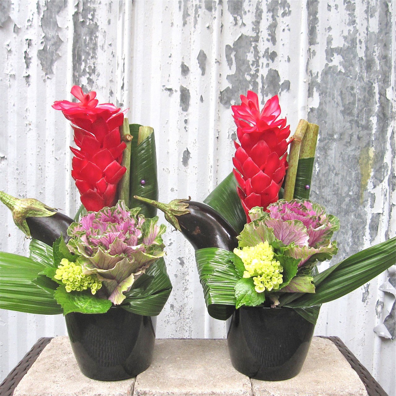 Aubergine, chou et fleurs - Fleuriste Abaca