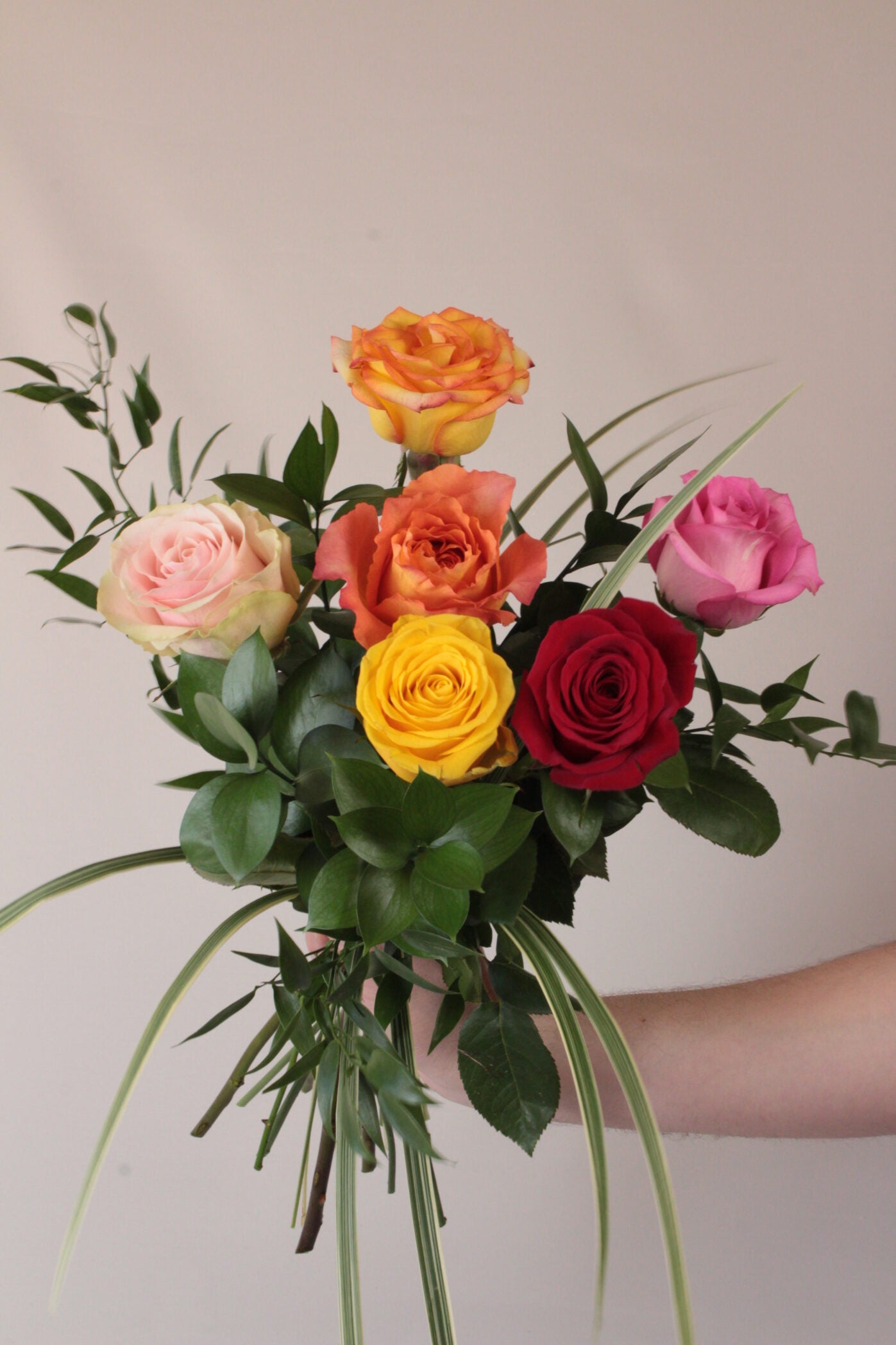 Bouquet de roses variées - Fleuriste Abaca