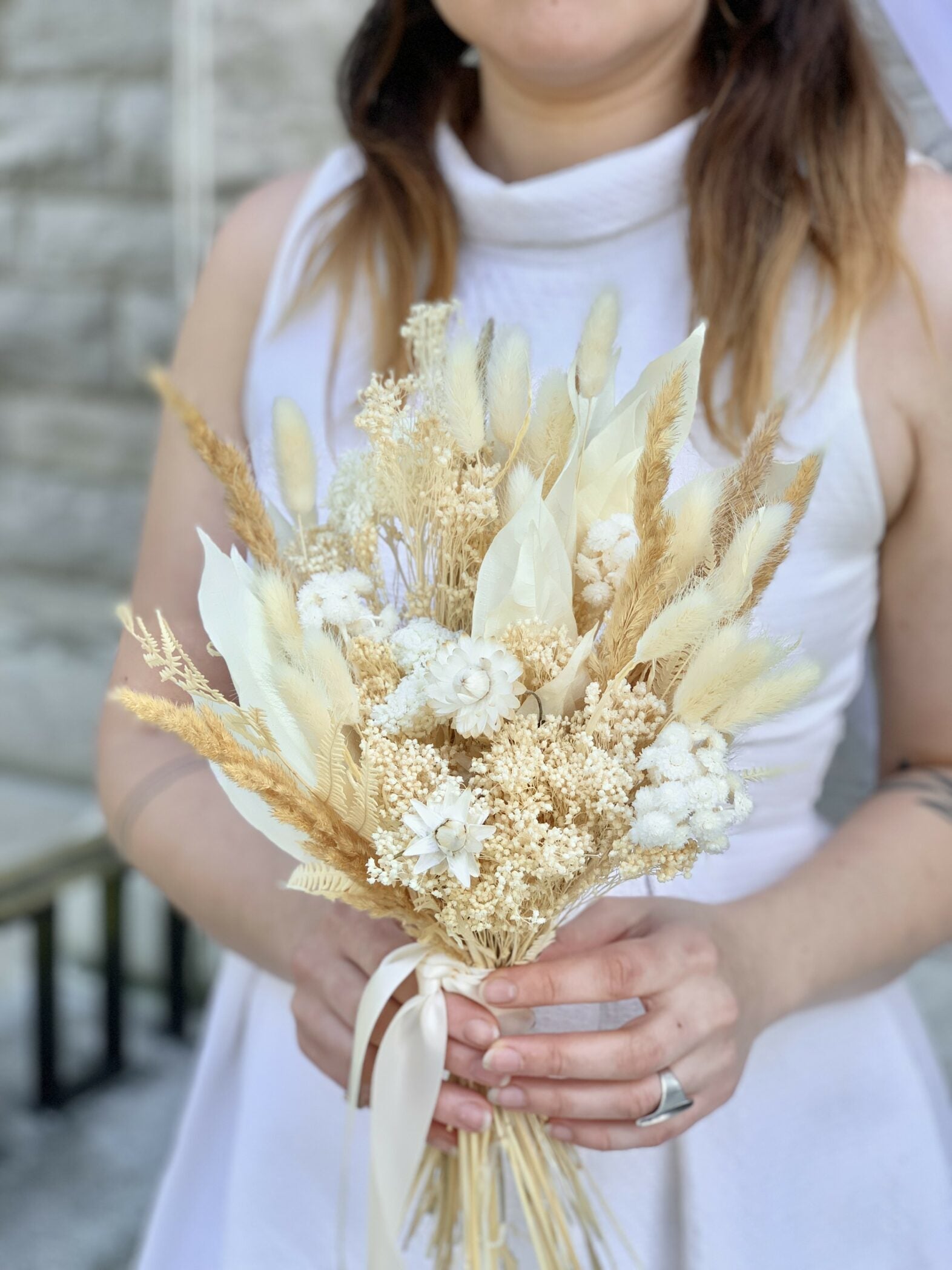 Bouquet de mariée fleurs séchées ivoire - Fleuriste Abaca