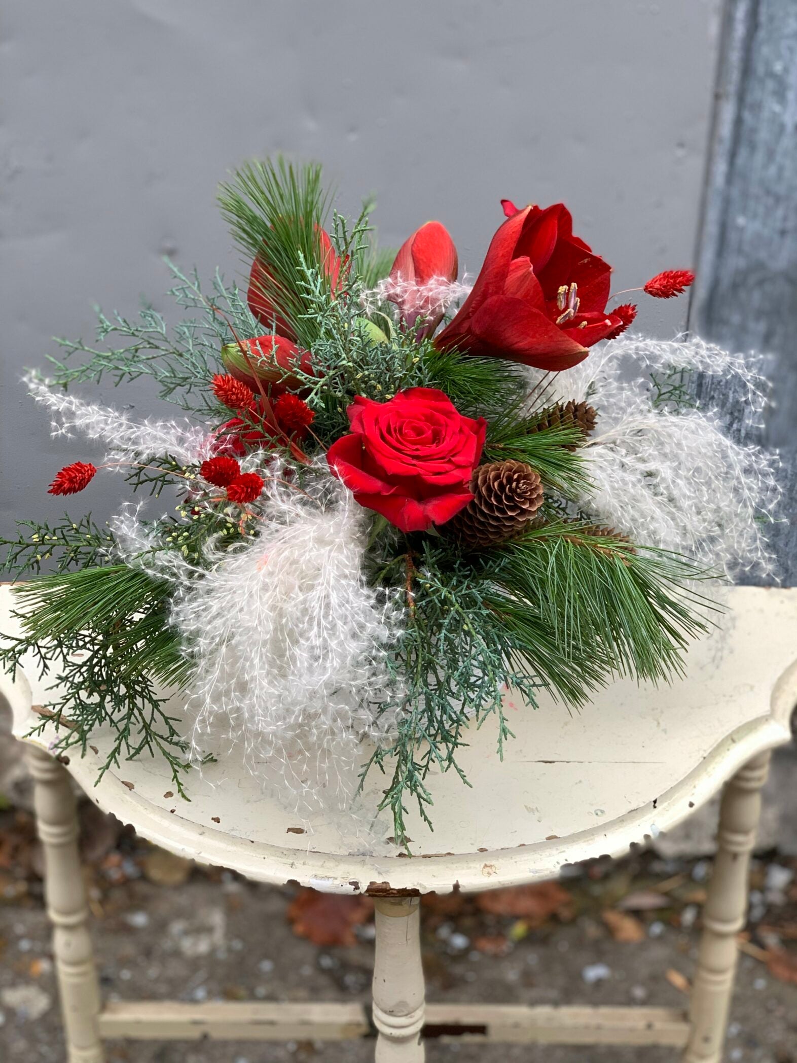 Centre de table Neige feutrée - Fleuriste Abaca
