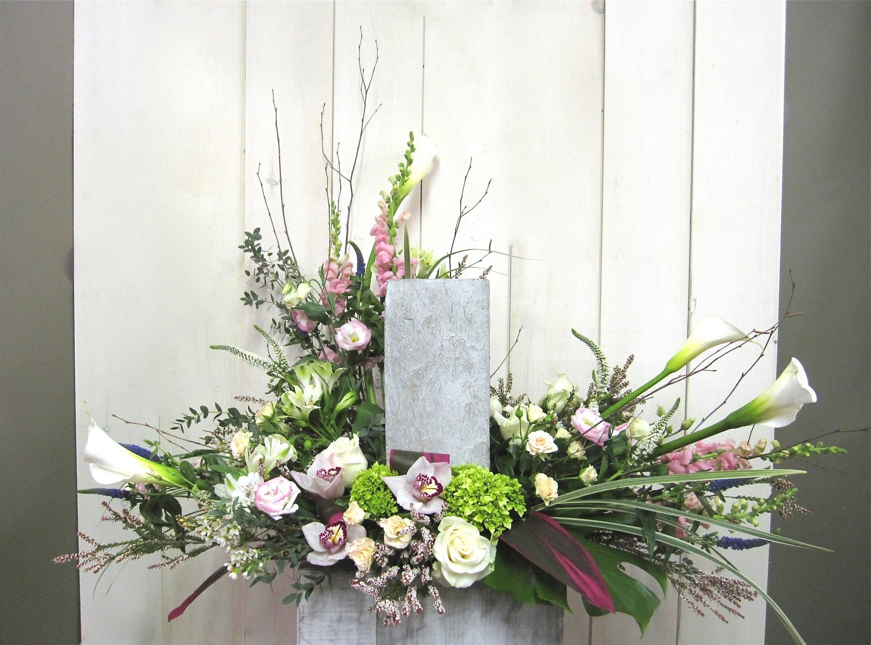 Fleurs pour urne Élégance naturelle - Fleuriste Abaca
