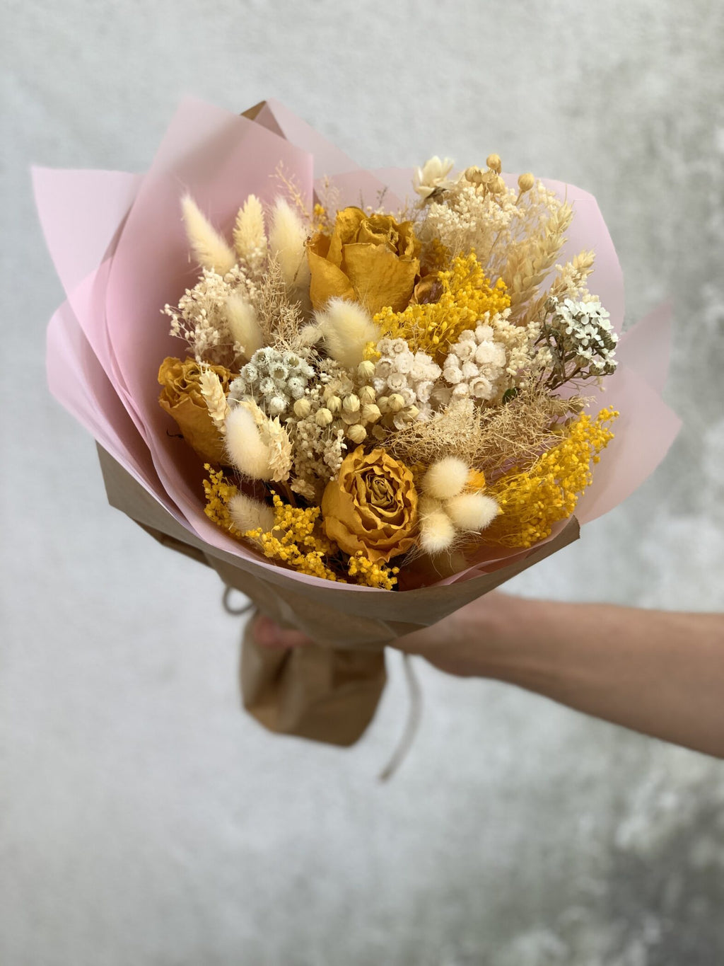 Bouquet de fleurs séchées jaunes - Fleuriste Abaca