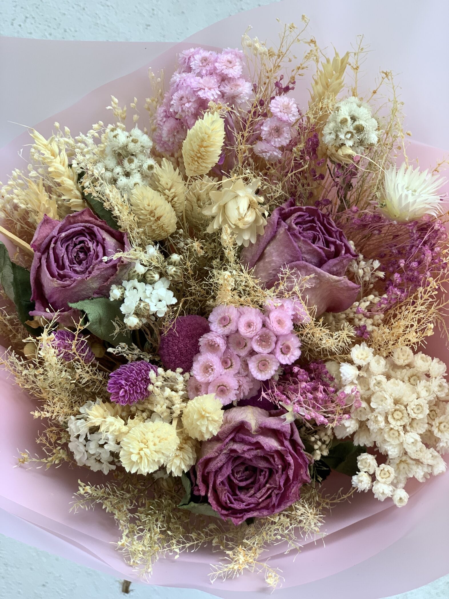 Bouquet de fleurs séchées roses - Fleuriste Abaca