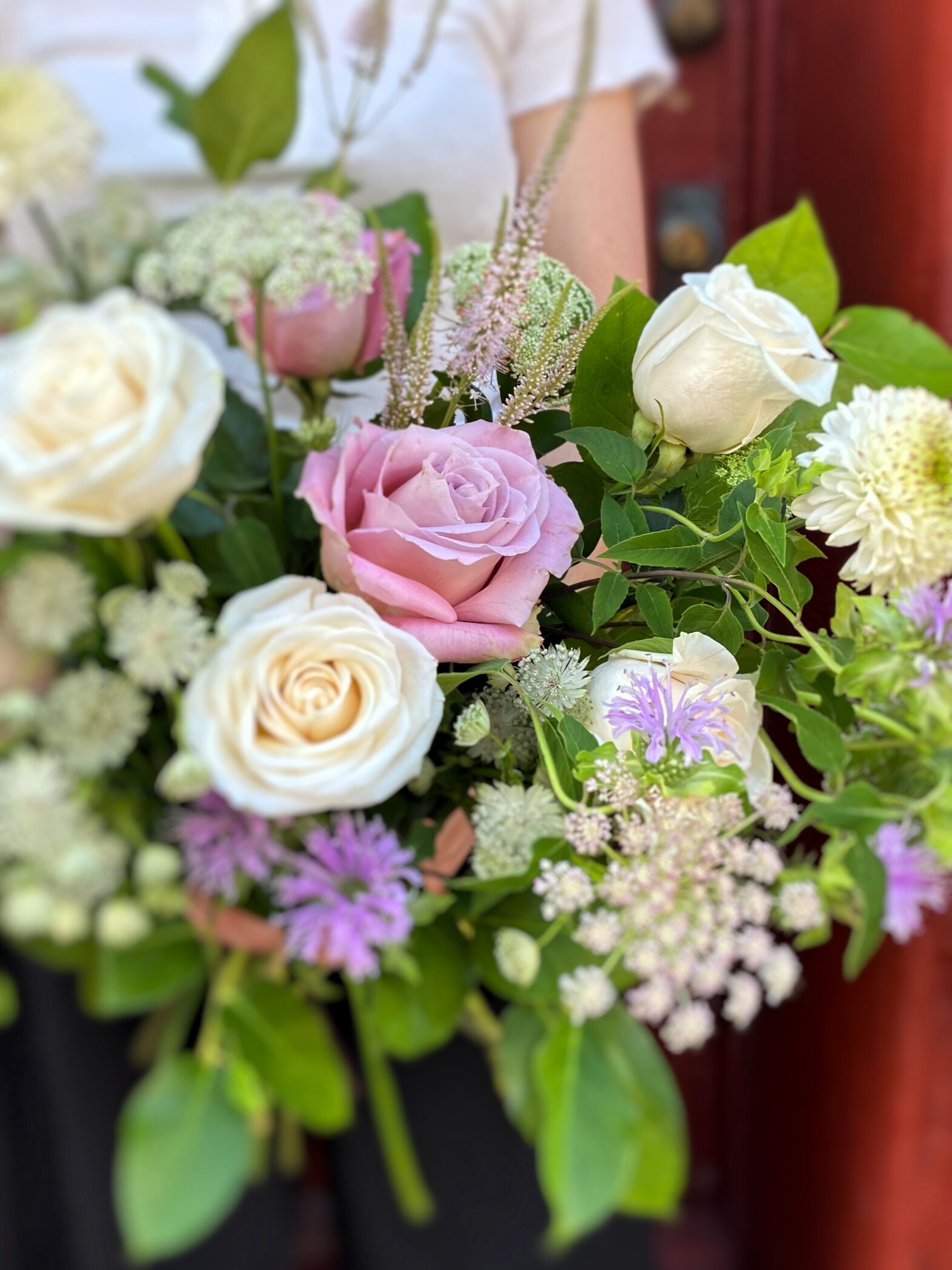 Bouquet rose et blanc - Fleuriste Abaca
