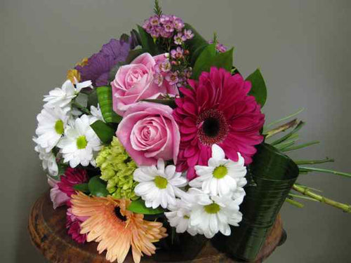 Fleurs par Isabelle - Gerbera, rose, marguerite, hydrangée. - Fleuriste Abaca